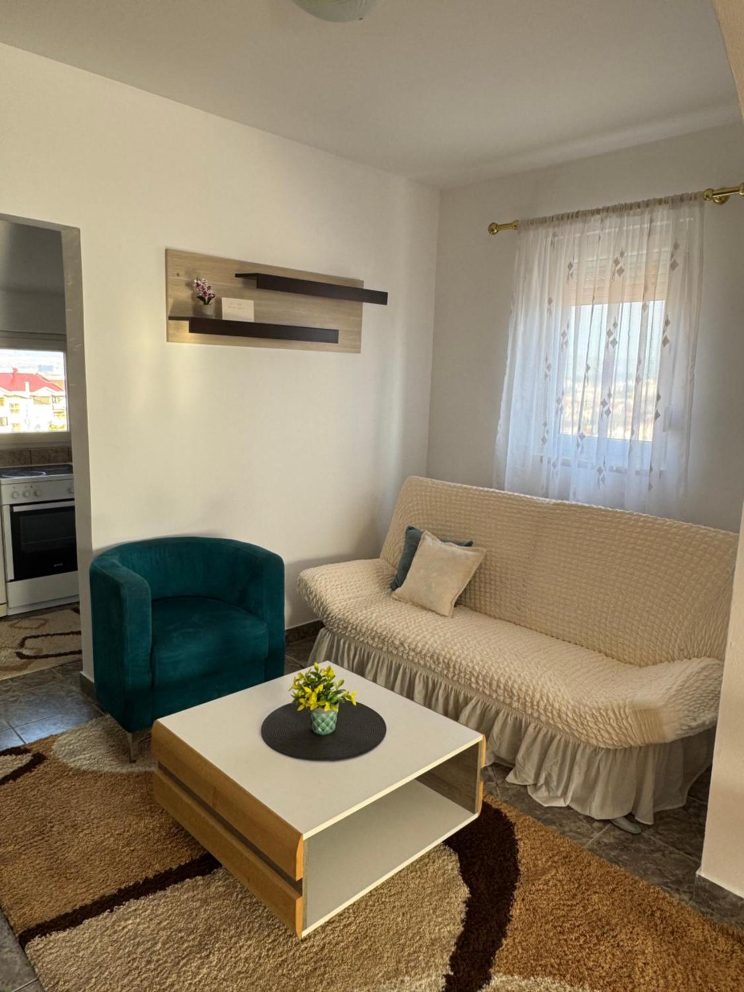 Apartmani Breze Podgorica Exteriör bild