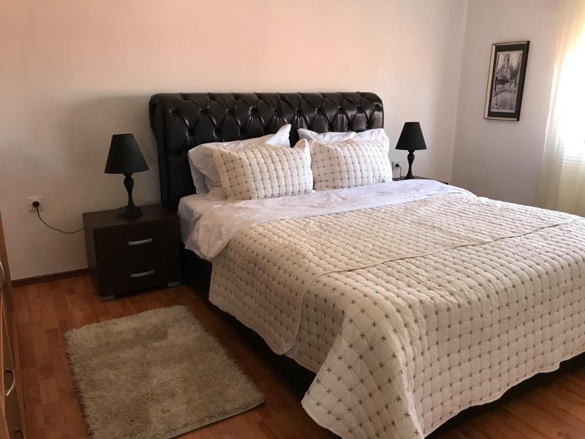 Apartmani Breze Podgorica Exteriör bild